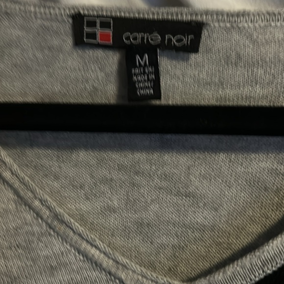 Carre noir color blocking top with rhinestone detail medium - Picture 2 of 4